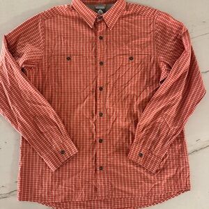 Nike ACG Vented Shirt Mens Large Red Plaid Long Sleeve Button Up Hiking Nylon